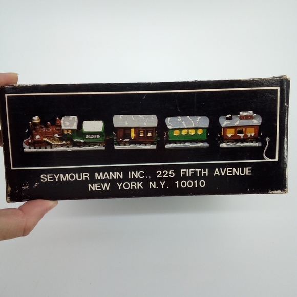 Vintage Seymour Mann Merry Christmas Light Up Train Set Made in Taiwan - Picture 10 of 16